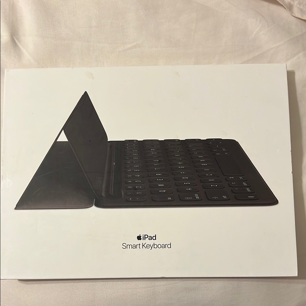 Apple Black Smart Keyboard for iPad